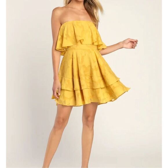 NWT Lulu’s True Lover Mustard Yellow Burnout Floral Strapless Mini Dress - Picture 12 of 12